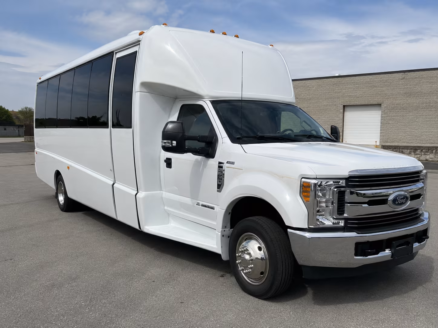 melbourne book your melbourne long distance charter bus rental