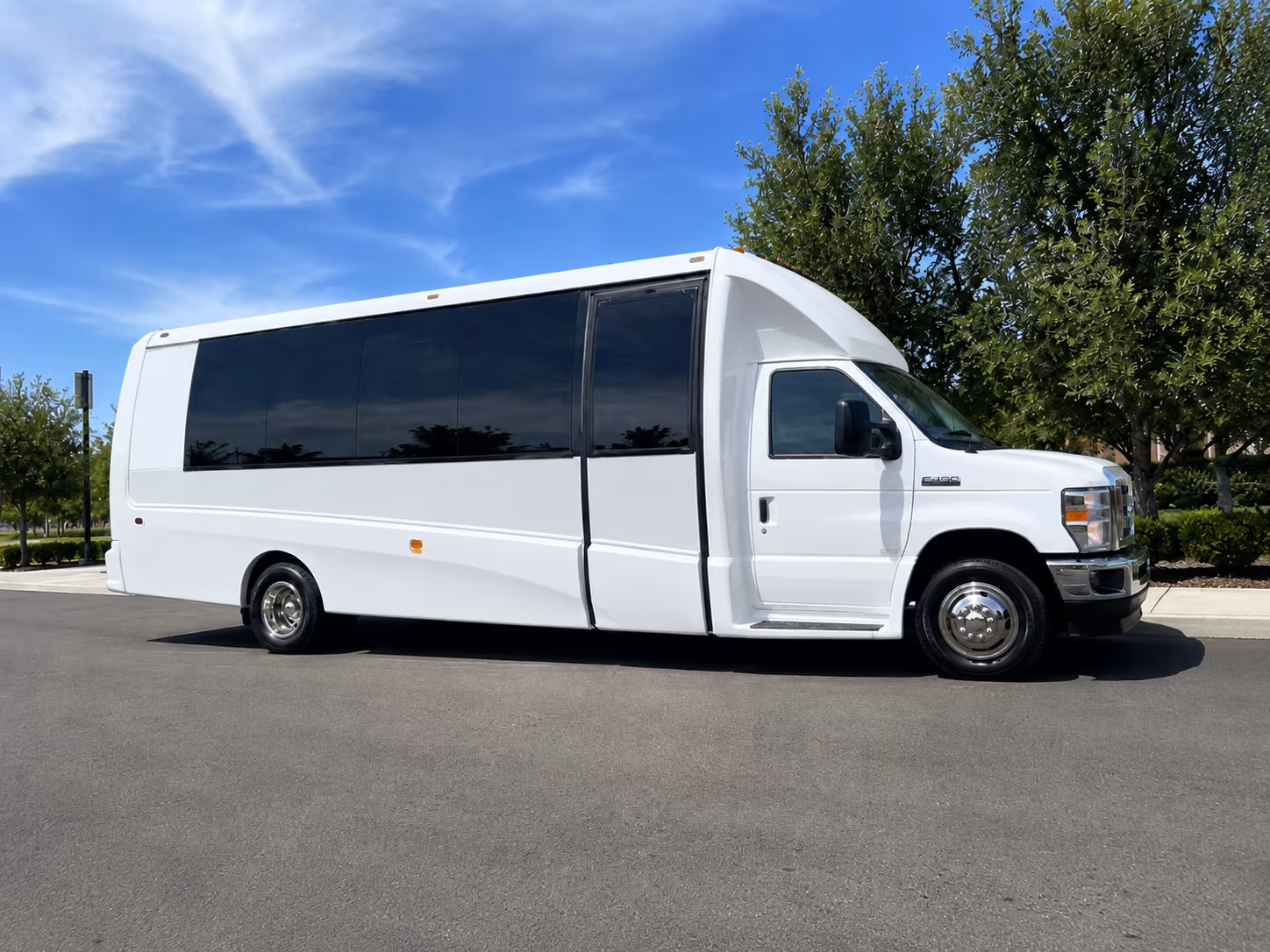 shuttle your guests between st lucie west hotels and your reception venue
