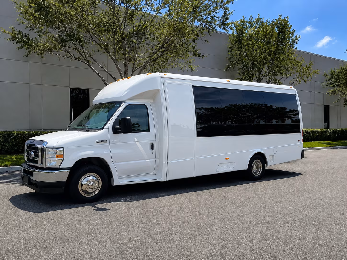 west palm beach buses for west palm beach corporate outings